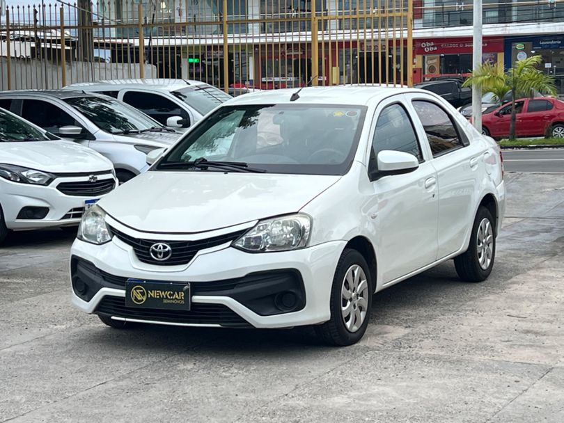 Toyota ETIOS X Sedan 1.5 Flex 16V 4p Mec.