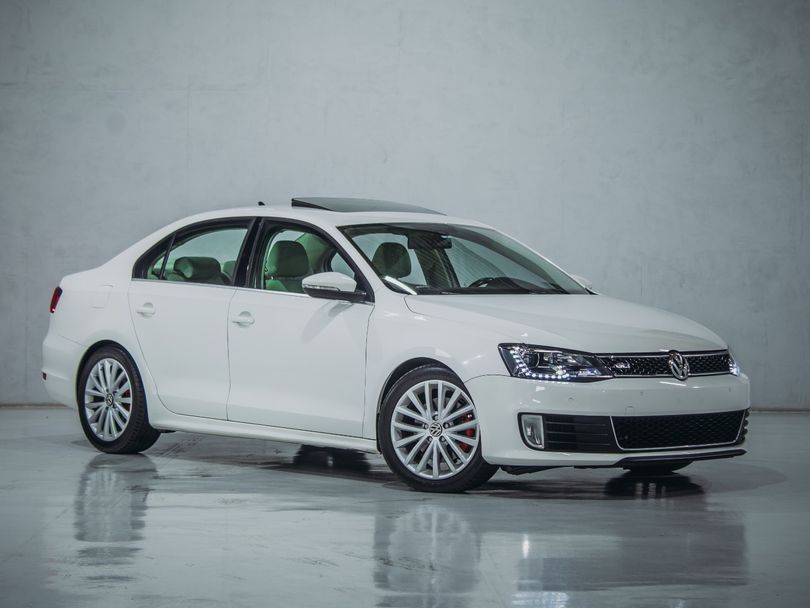 VolksWagen JETTA Highline 2.0 TSI 16V 4p Tiptronic