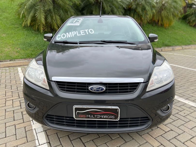 Ford Focus Sedan GLX 2.0 16V (Flex)