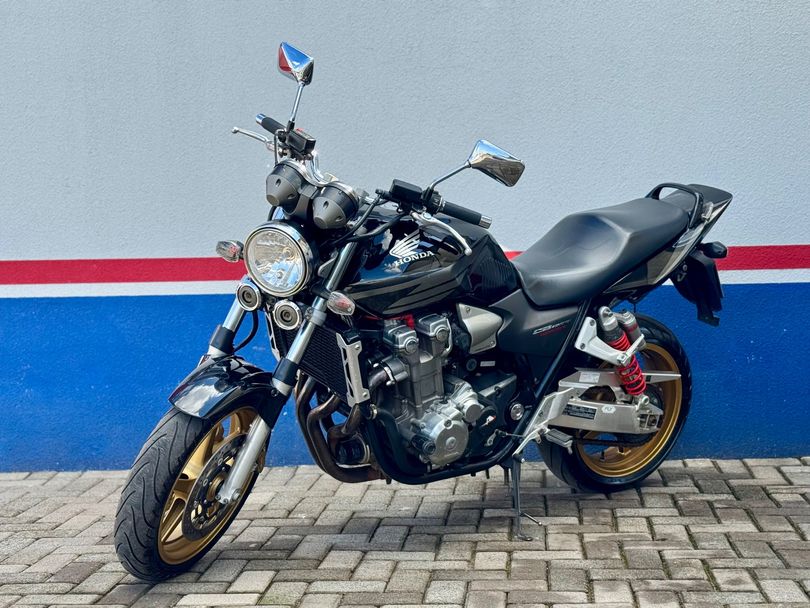 HONDA CB1300 SUPER FOUR