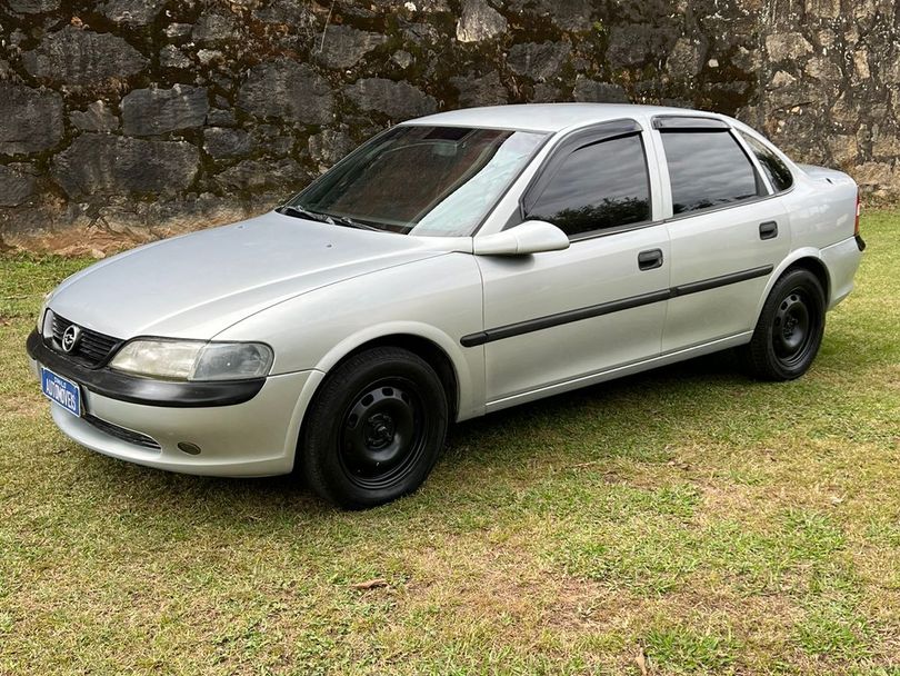 Chevrolet Vectra GL 2.2 / 2.0 MPFI