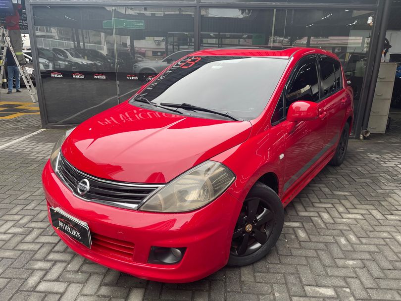 Nissan TIIDA SL 1.8/1.8 Flex 16V Aut.