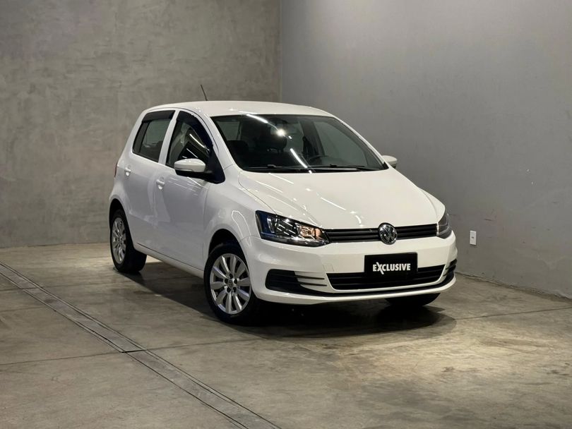 VOLKSWAGEN 1.0 MPI TRENDLINE 12V FLEX 4P MANUAL
