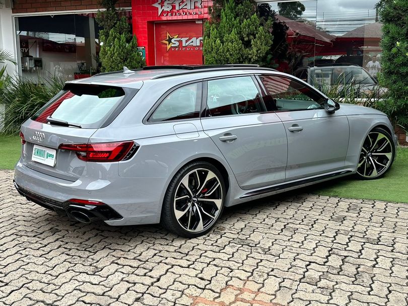 Audi RS4 2.9 Avant V6 TFSI Quattro Tiptronic