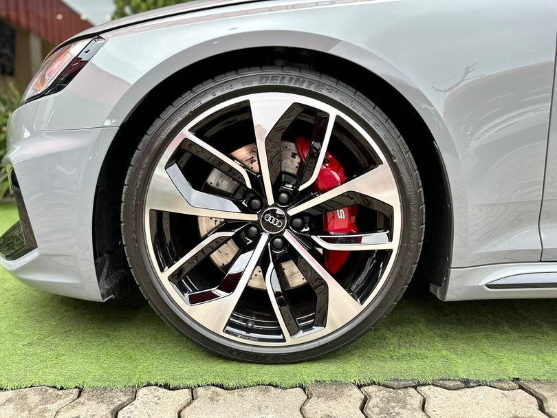 Audi RS4 2.9 Avant V6 TFSI Quattro Tiptronic