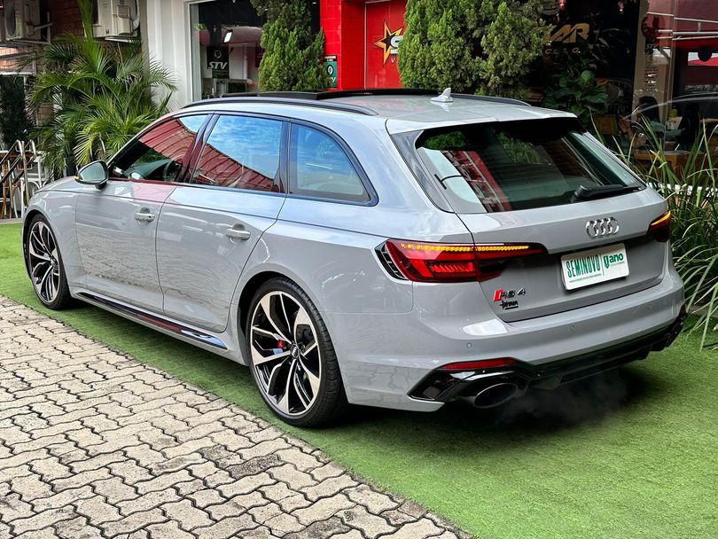 Audi RS4 2.9 Avant V6 TFSI Quattro Tiptronic