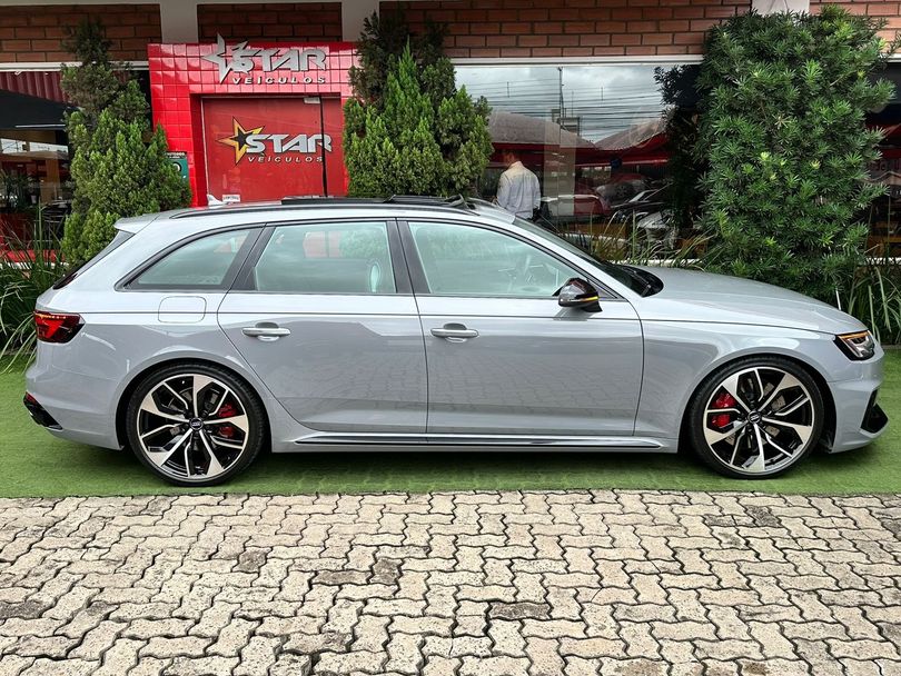 Audi RS4 2.9 Avant V6 TFSI Quattro Tiptronic