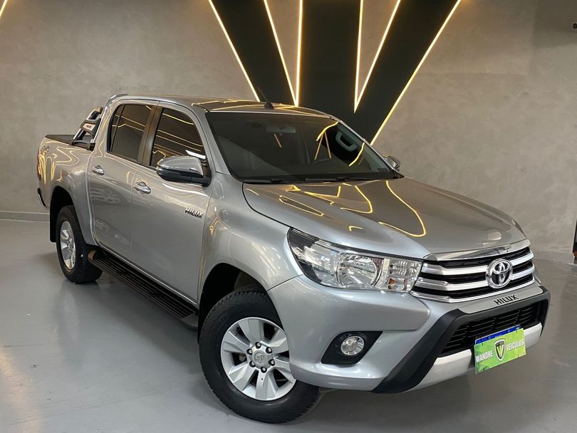 Toyota Hilux CD SRV 4x4 2.7 Flex 16V Aut.
