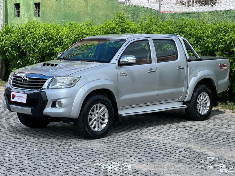 Toyota Hilux CD SRV D4-D 4x4 3.0 TDI Diesel Aut