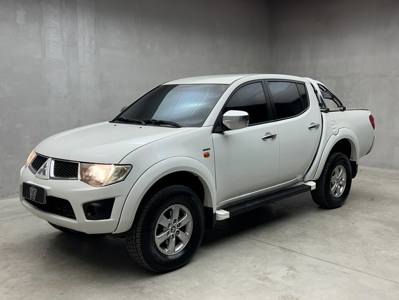 Mitsubishi L200 Triton HPE 3.2 CD TB Int.Diesel Aut