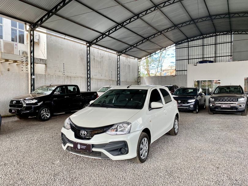 Toyota ETIOS X 1.3 Flex 16V 5p Aut.