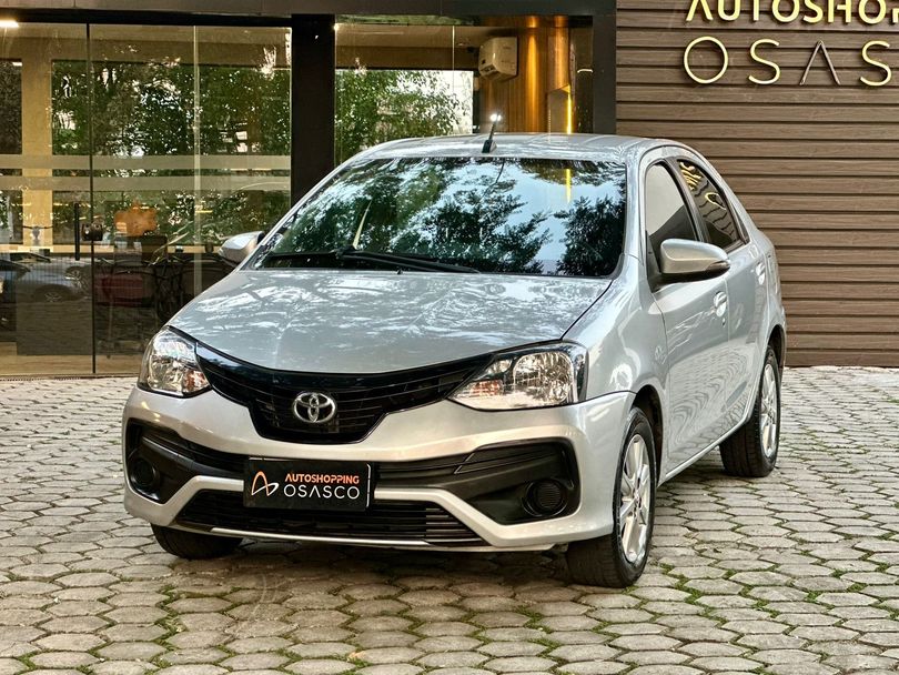 Toyota ETIOS X Plus Sedan 1.5 Flex 16V 4p Aut.