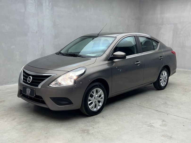Nissan VERSA V-DRIVE PLUS 1.6 16V Flex Aut.