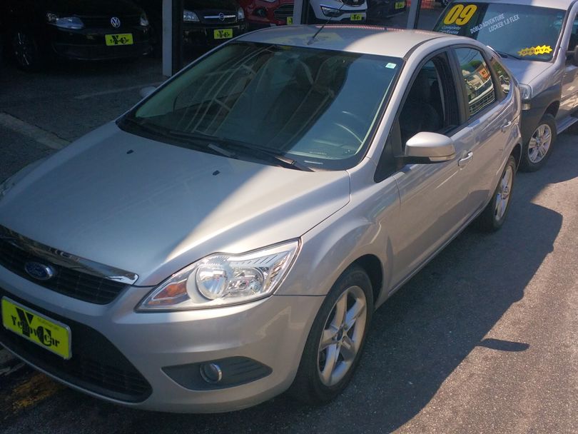 Ford Focus 2.0 16V/SE/SE Plus Flex 5p Aut.