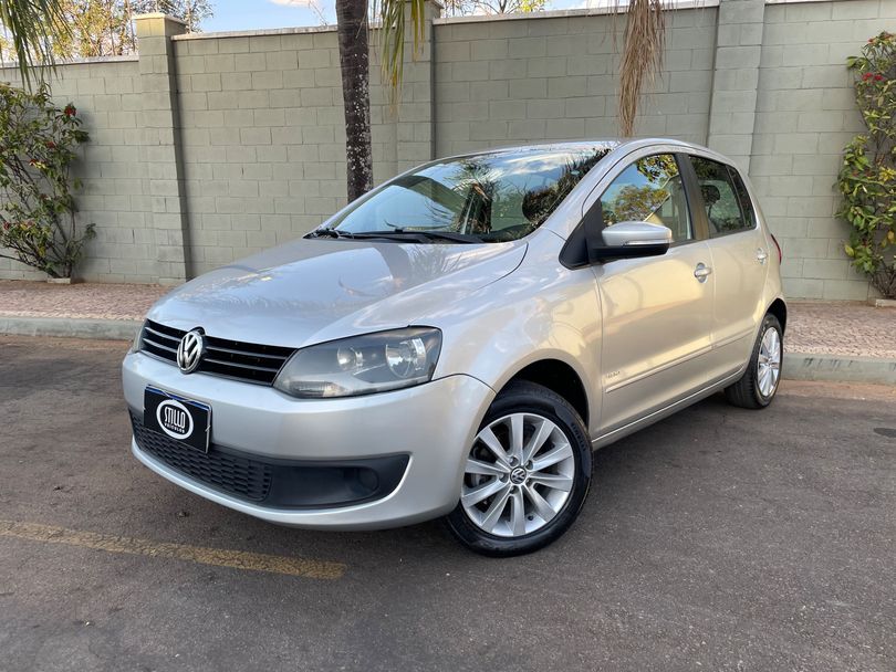 VolksWagen Fox 1.6 Mi Total Flex 8V 5p