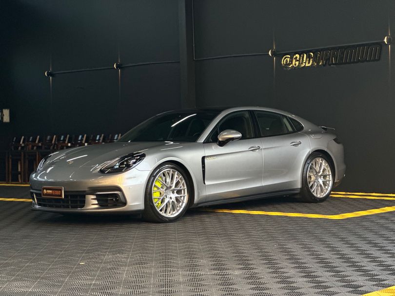 Porsche Panamera 4 E-Hybrid 2.9 462cv