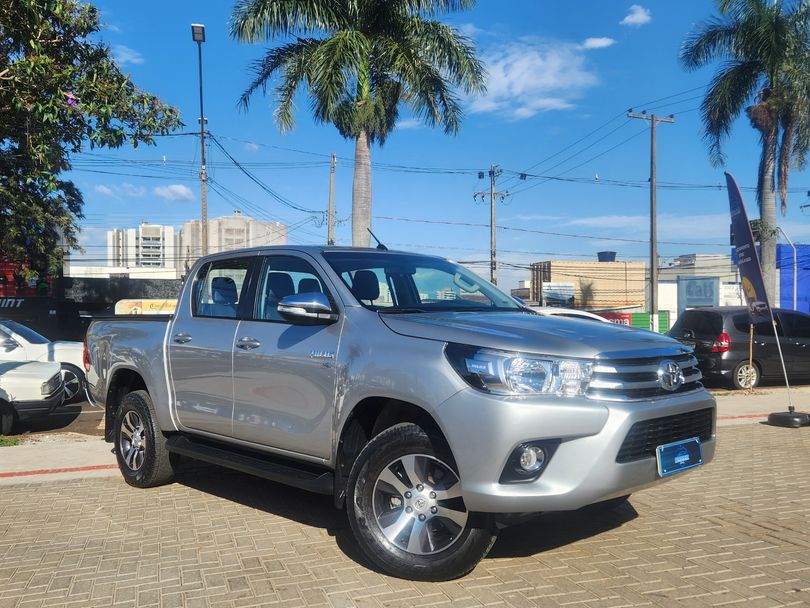 Toyota Hilux CD SRV 4x2 2.7 Flex 16V Aut.