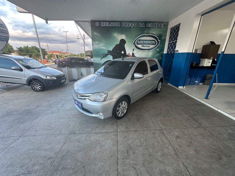 Toyota ETIOS XLS Sedan 1.5 Flex 16V 4p Aut.