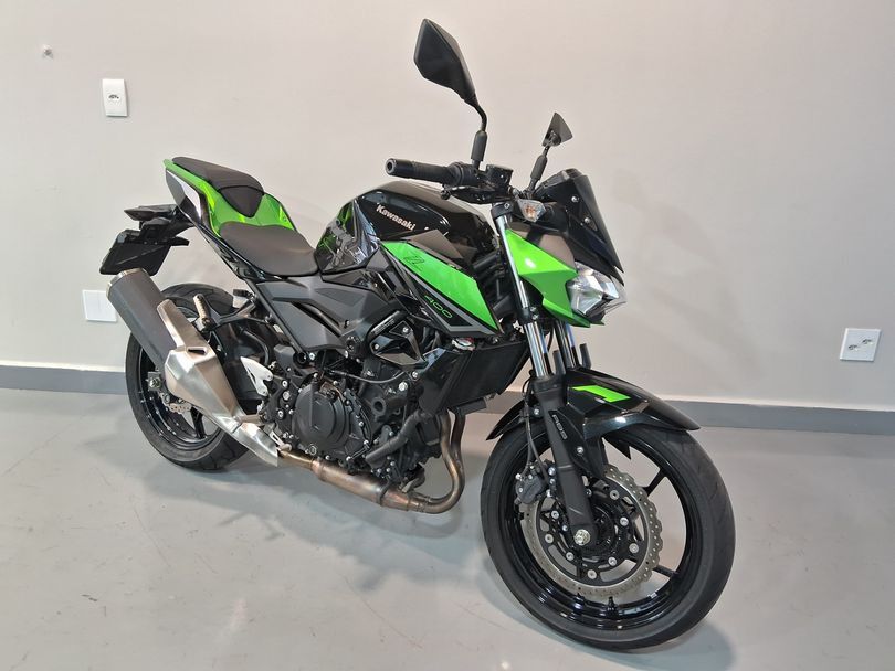 KAWASAKI Z 400