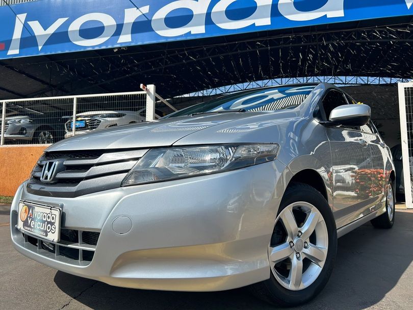 Honda CITY Sedan DX 1.5 Flex 16V Mec.