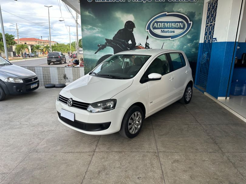 VolksWagen Fox 1.0 Mi Total Flex 8V 3p