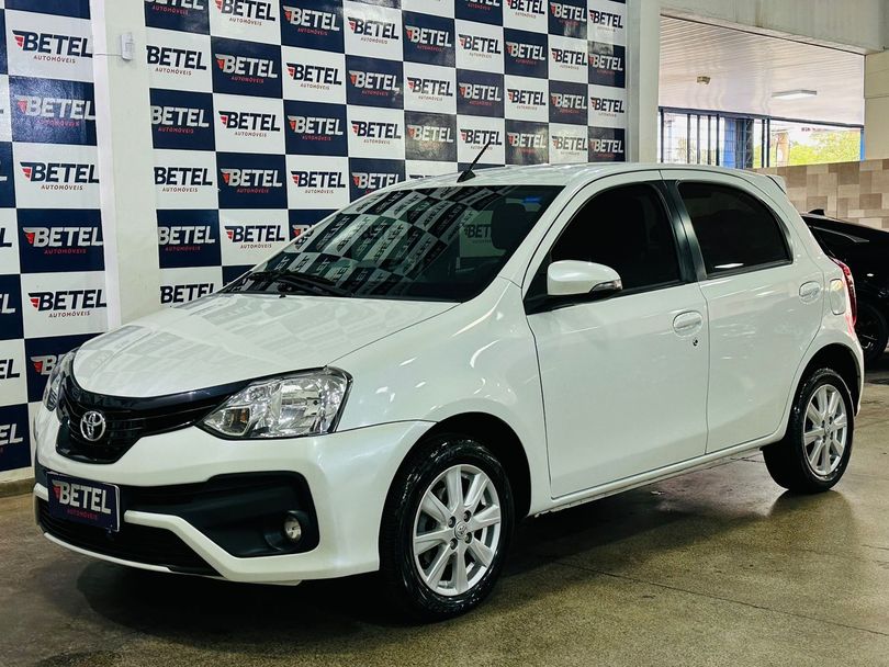 Toyota ETIOS X Plus 1.5 Flex 16V 5p Mec.