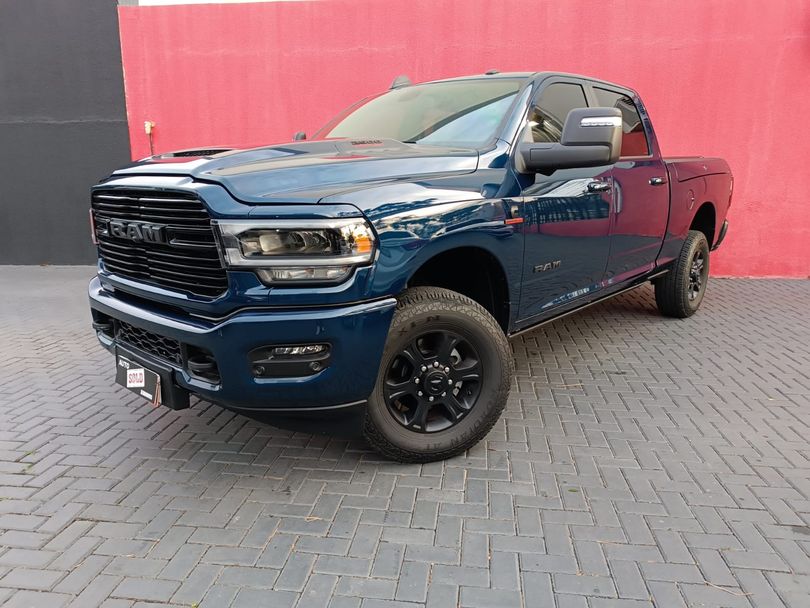 RAM 2500 LARAM. 6.7 NIGHT ED. TB CD 4x4 Die.