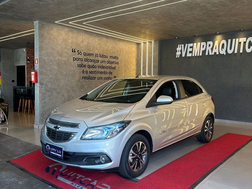 Chevrolet ONIX HATCH LTZ 1.4 8V FlexPower 5p Mec.