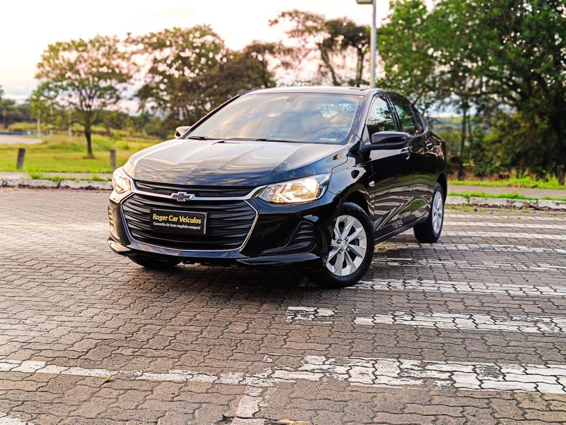 Chevrolet ONIX SEDAN Plus LT 1.0 12V Flex 4p Mec.