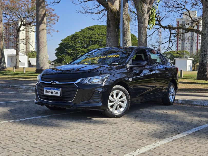 Chevrolet ONIX SEDAN Plus LT 1.0 12V Flex 4p Mec.