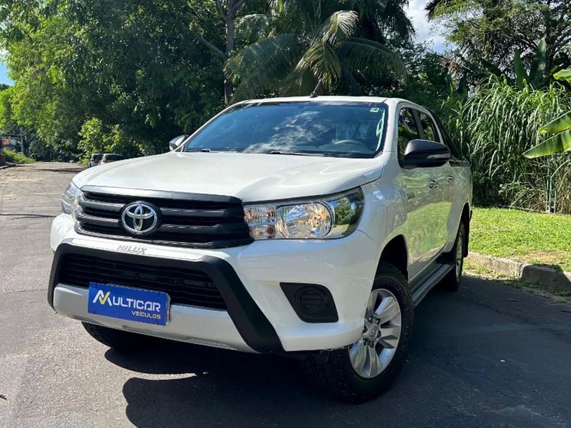 TOYOTA 2.8 STD 4X4 CD 16V DIESEL 4P MANUAL