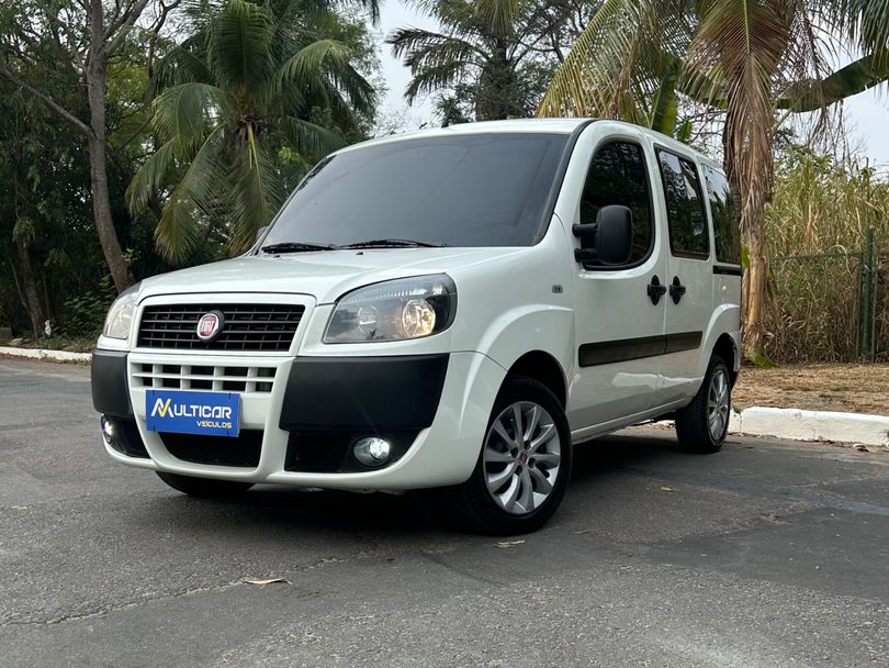 Fiat Doblo ESSENCE 1.8 Flex 16V 5p