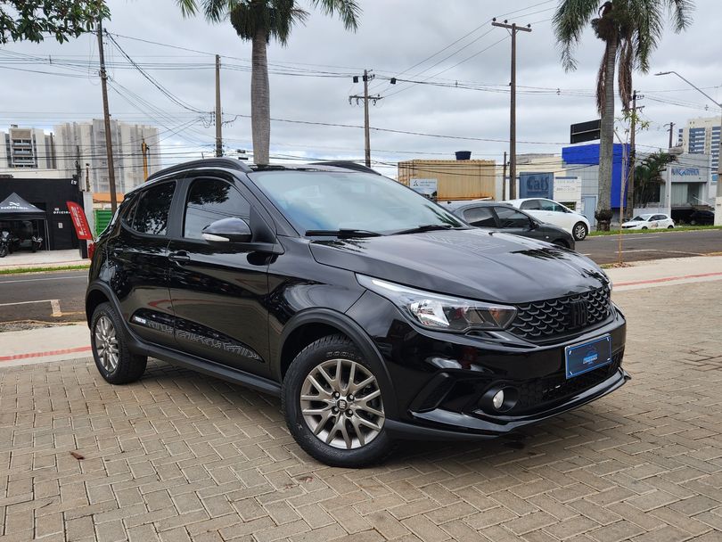 Fiat ARGO TREKKING 1.3 8V Flex