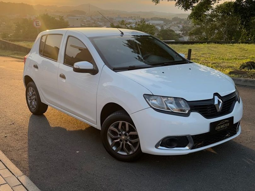 Renault SANDERO Authentique Flex 1.0 12V 5p