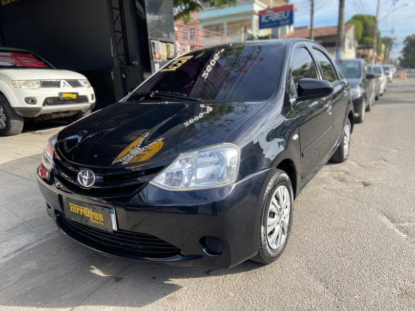 Toyota ETIOS X Sedan 1.5 Flex 16V 4p Mec.