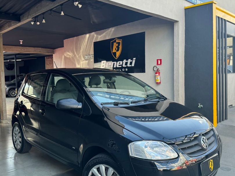 VolksWagen Fox Plus 1.6Mi/ 1.6Mi Total Flex 8V 4p