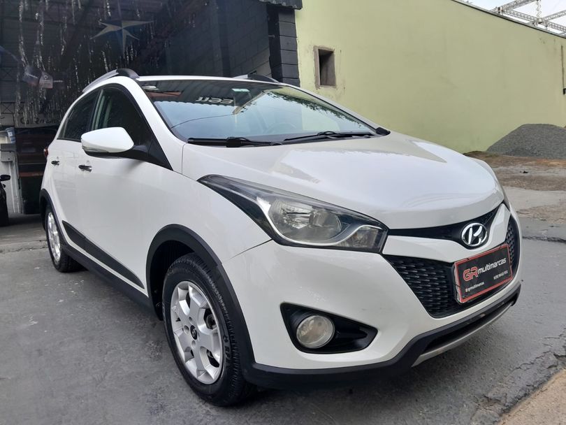 Hyundai HB20X Premium 1.6 (Aut)