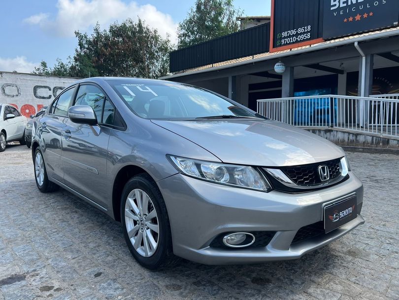 Honda Civic Sedan LXR 2.0 Flexone 16V Aut. 4p