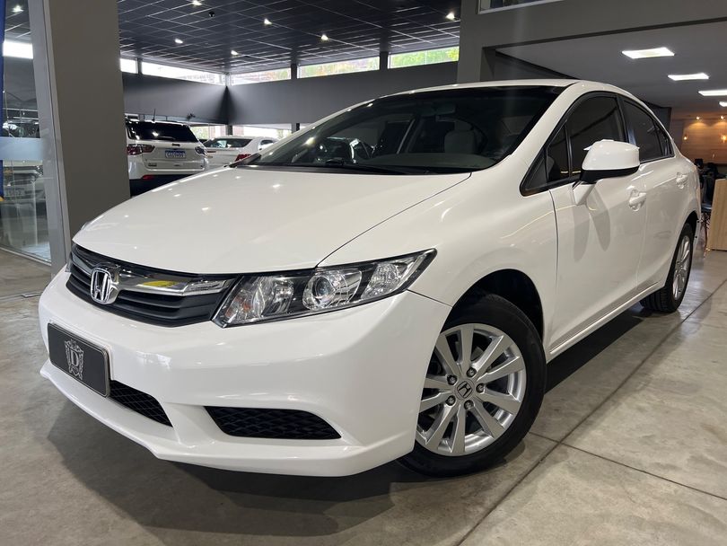 Honda Civic Sedan LXS 1.8/1.8 Flex 16V Aut. 4p
