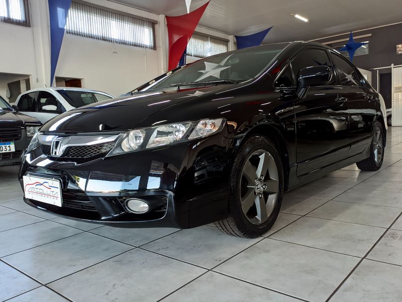 Honda Civic Sedan LXS 1.8/1.8 Flex 16V Aut. 4p