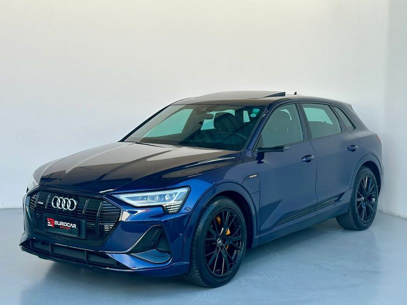Audi E-TRON Performa. Black Aut. (Elétrico)