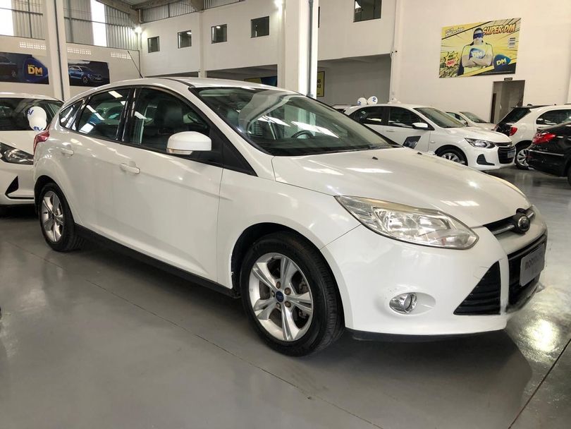 Ford Focus 1.6 S/SE/SE Plus Flex 8V/16V  5p