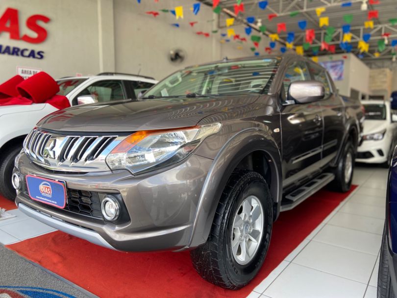 Mitsubishi L200 Triton Sport GLS 2.4 CD Diesel Mec.