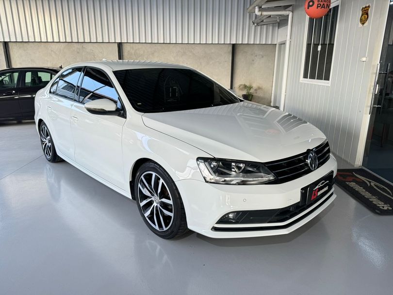 VolksWagen JETTA Comfortline 1.4 TSI 16V 4p Aut.