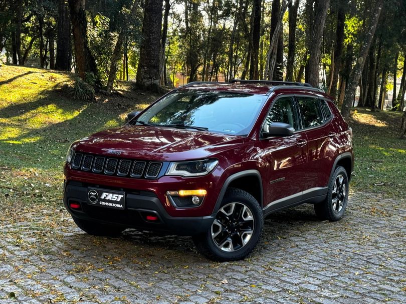 Jeep COMPASS TRAILHAWK 2.0 4x4 Dies. 16V Aut.