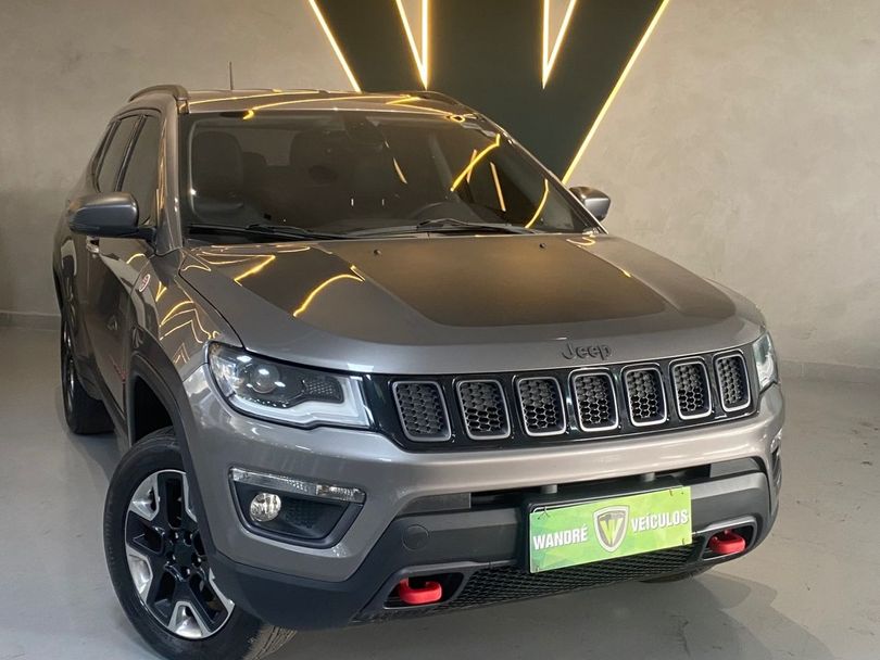 Jeep COMPASS TRAILHAWK 2.0 4x4 Dies. 16V Aut.