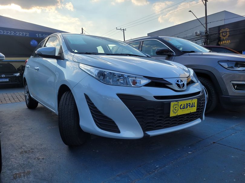 Toyota YARIS XL Live 1.3 Flex 16V 5p Aut.