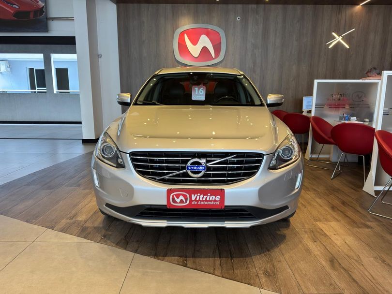 Volvo XC 60 T-5 KINETIC 2.0 245cv FWD 5p