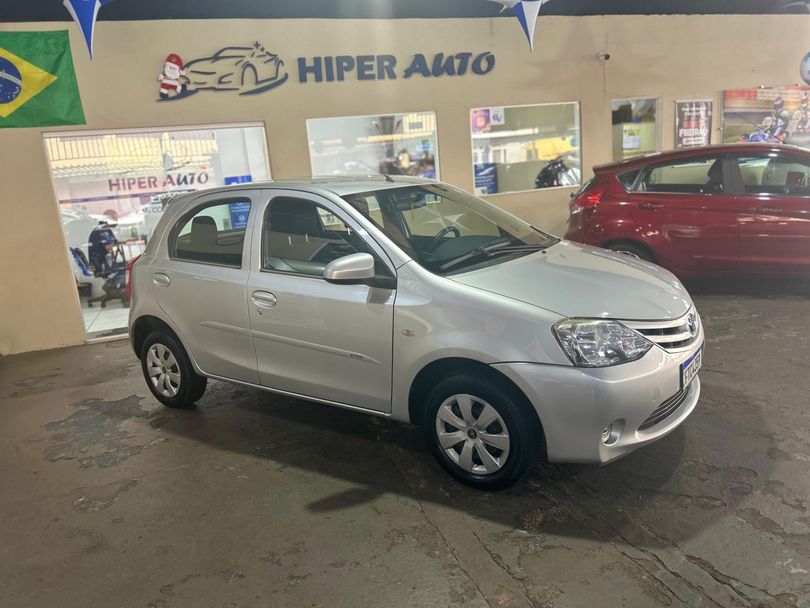 Toyota ETIOS X 1.3 Flex 16V 5p Mec.