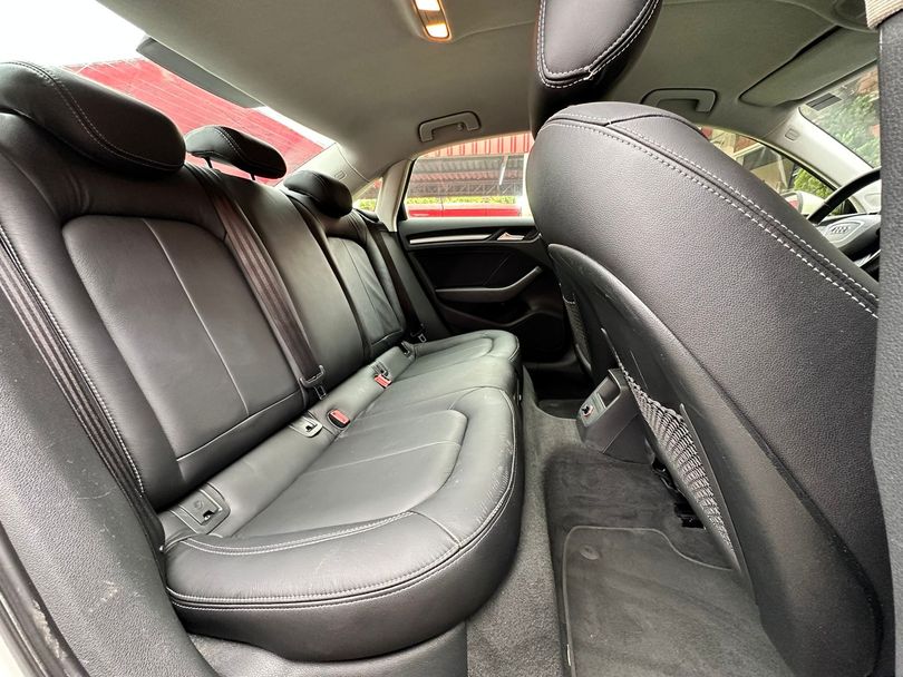 Audi A3 Sportback 1.8 16V TFSI S-tronic 5p